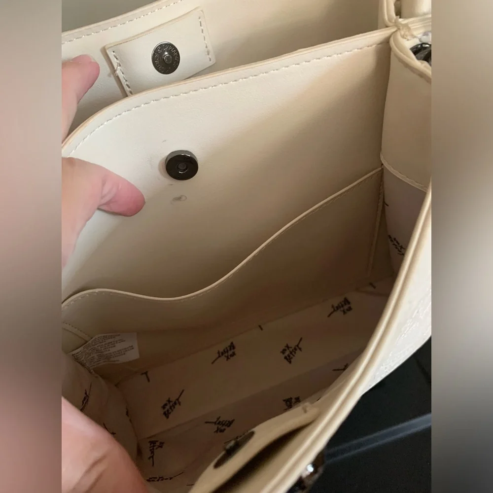 *smaller* Betsey Johnson skull embossed crossbody or satchel purse halloween - Picture 10 of 15